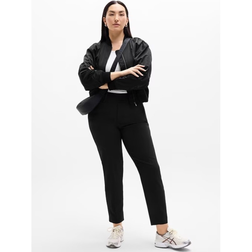 Athleta Endless Pants Women's 8 Black High Rise Stretch Pull On‎ Tapered Commute